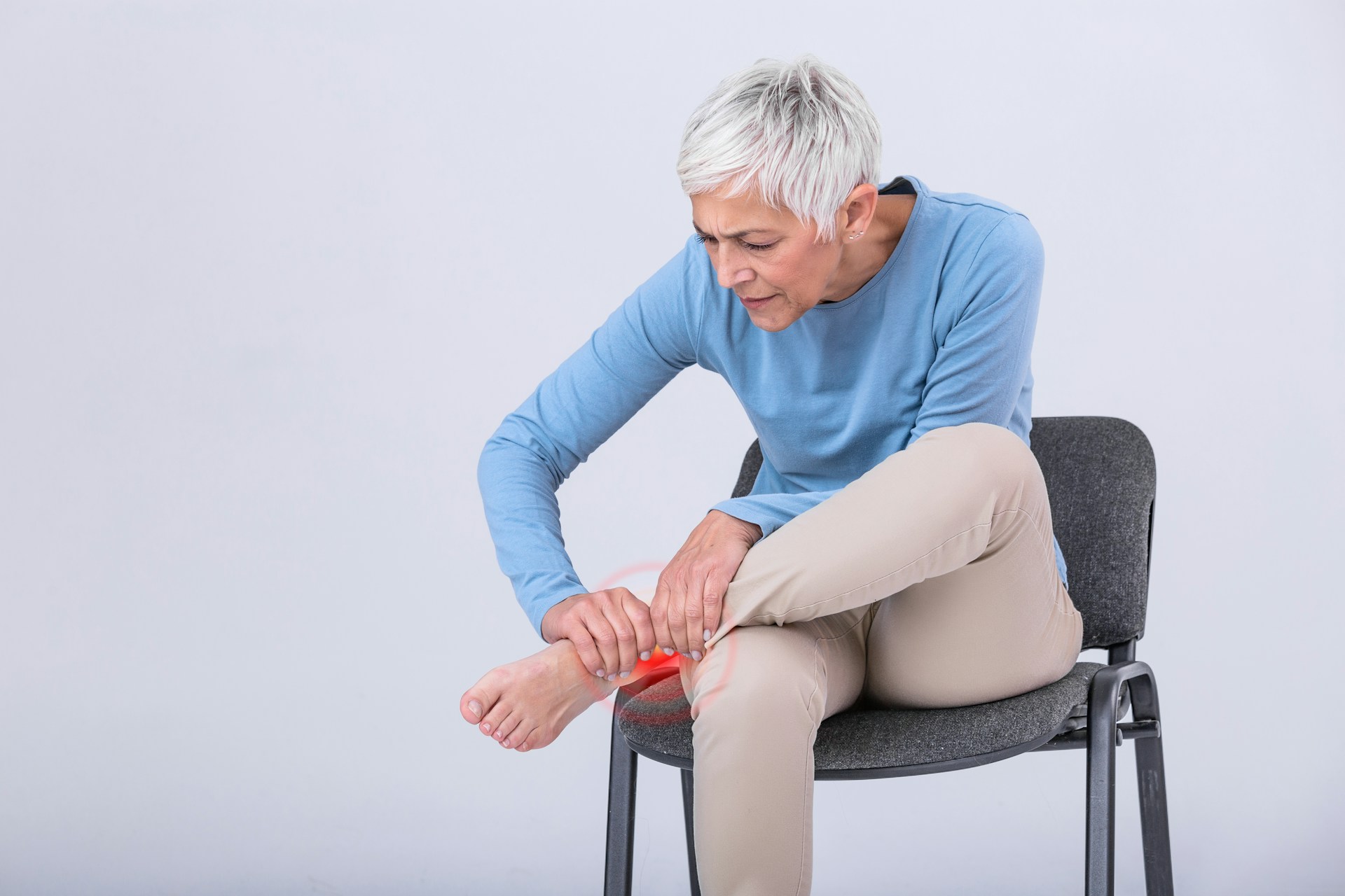 Hidden Vein Symptoms That Mimic Joint or Nerve Pain: How to Tell