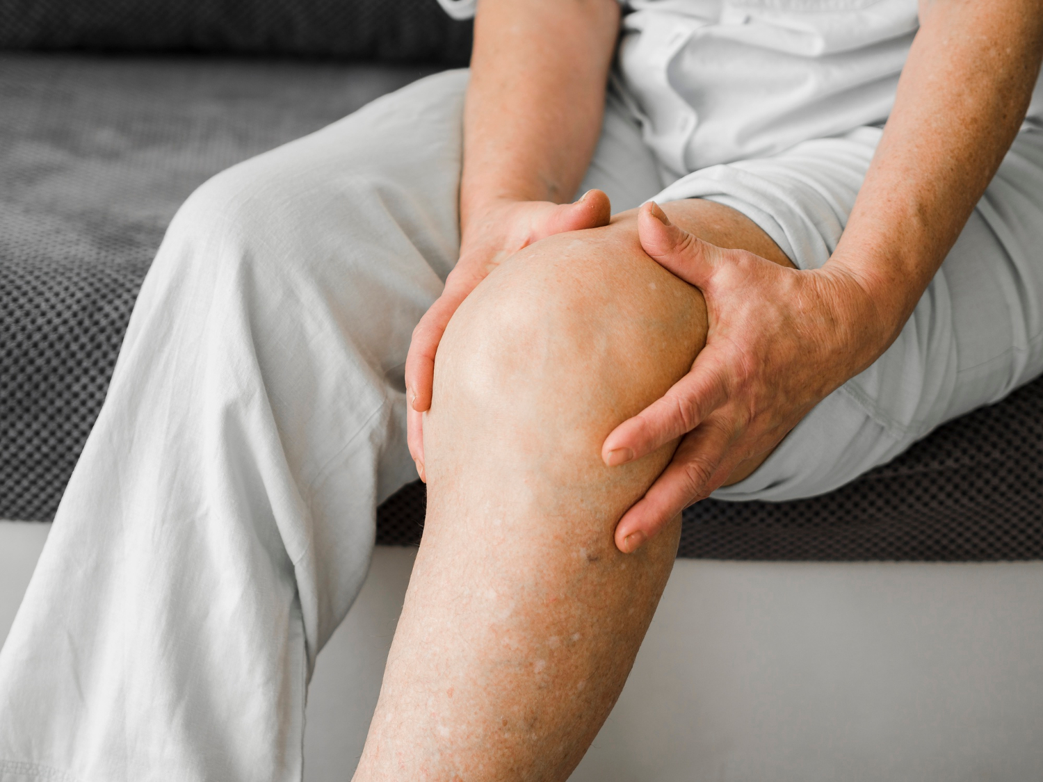 Vein Problems vs. Neuropathy or Arthritis: What’s Causing Heavy Legs?