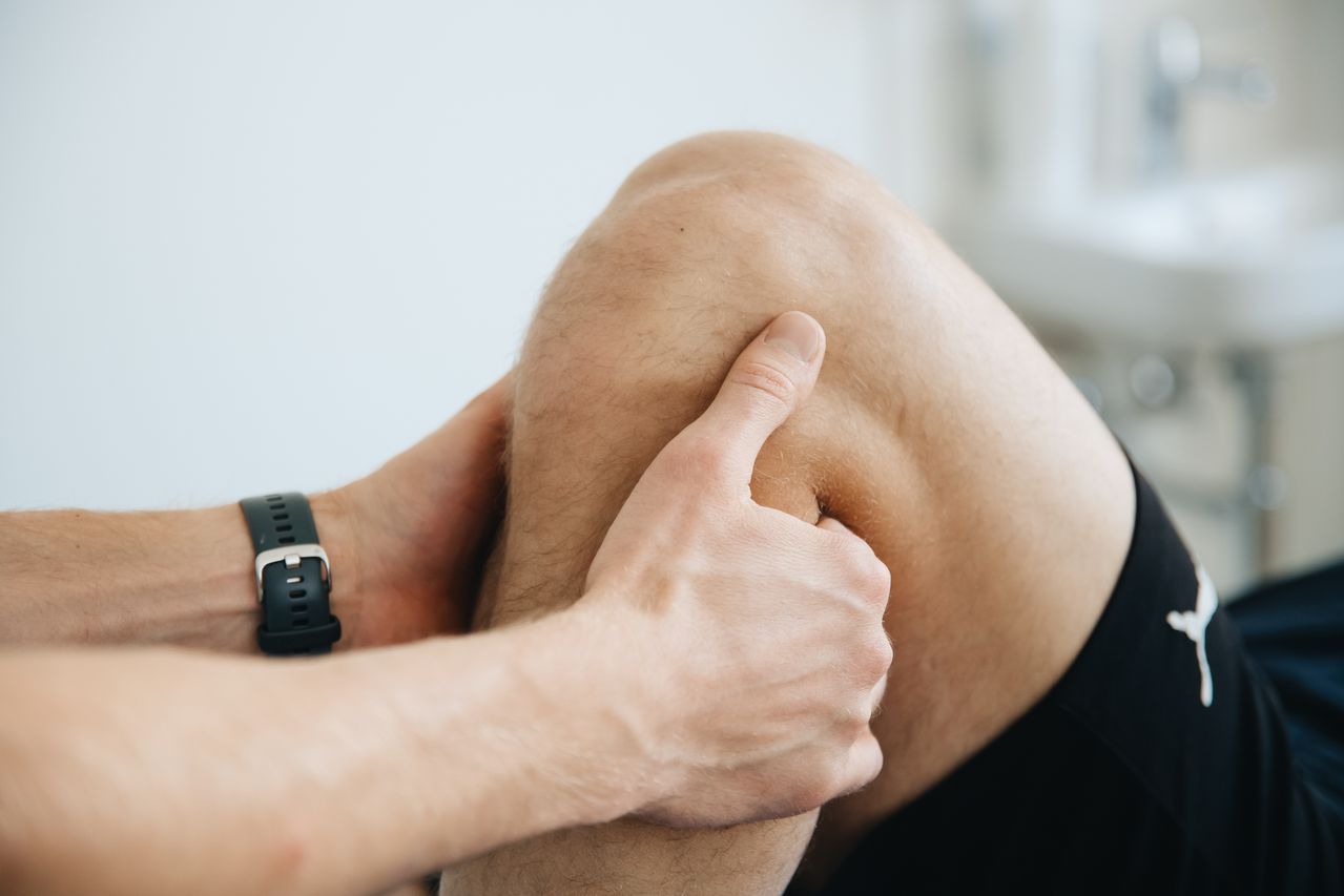 Why Your Knee Gives Out Even Without a Recent Injury
